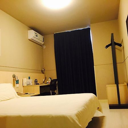 Jinjiang Inn Zhuhai Gongbei Fuhuali Екстериор снимка